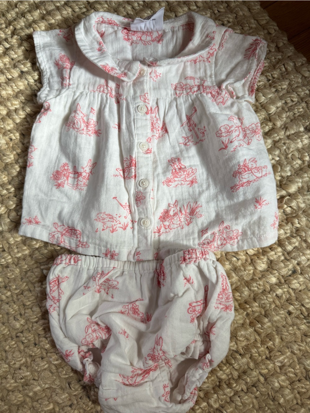 GAP PETER RABBIT DIAPER SET